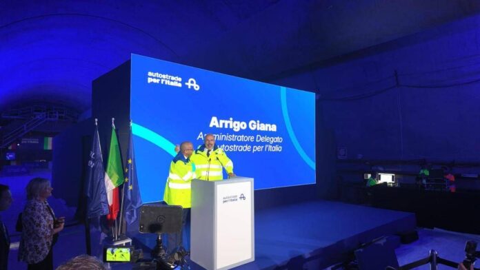 Autostrade, terminato scavo galleria San Donato: avanti con ampliamento dell’A1 tra Firenze Sud e Incisa