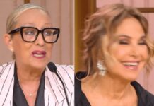 Ballando, Carolyn svela il mistero della paletta sparita di d’Urso: “Mea culpa”