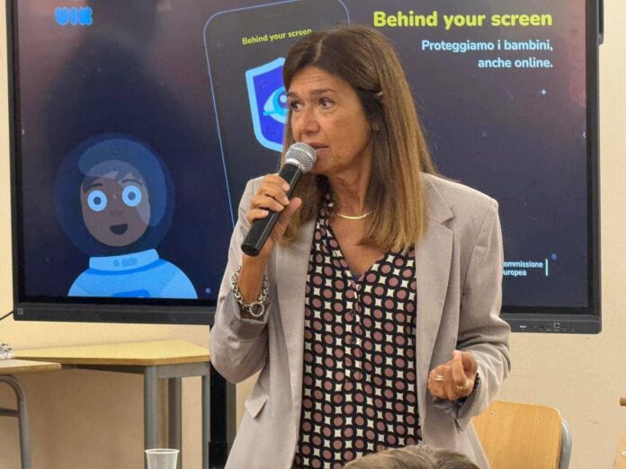 Behind Your Screen, la dirigente scolastica dell’istituto Orsa Maggiore: “Fondamentale feedback ragazzi”