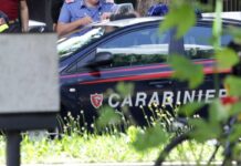 Bimbo morto strozzato ad un albero all’asilo ad Arezzo, indagini chiuse: sei donne accusate di omicidio colposo