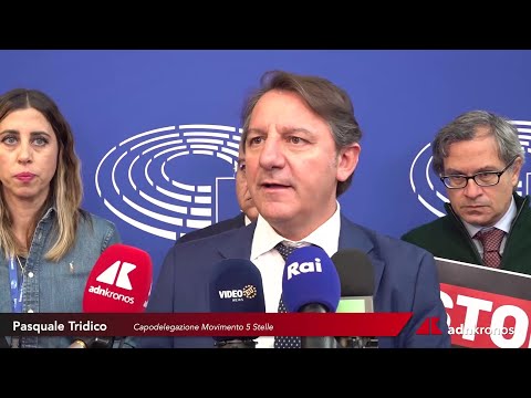 Caro Vita, Tridico (M5S): “”Tassare extraprofitti petrolio per creare credito d’imposta su