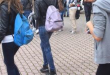 “Ci sarà una sparatoria con 89 vittime”: allarme strage al liceo Amaldi a Tor Bella Monaca, decisive le segnalazioni di uno studente e di una mamma