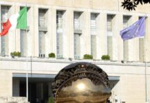 Cisgiordania, rimpatriate le 5 italiane fermate: stanno bene