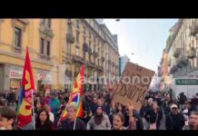 Cortei Milano, la protesta unisce le generazioni ‘la cultura disarma’