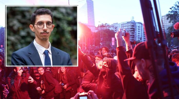Cortei, in chat Youssef Siher invito ad alzare scontro: “Non ci fermeremo neanche con i blindati”