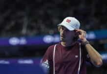 De Minaur ‘punge’ Zverev: “Alcuni impiegano troppo tempo per servire”