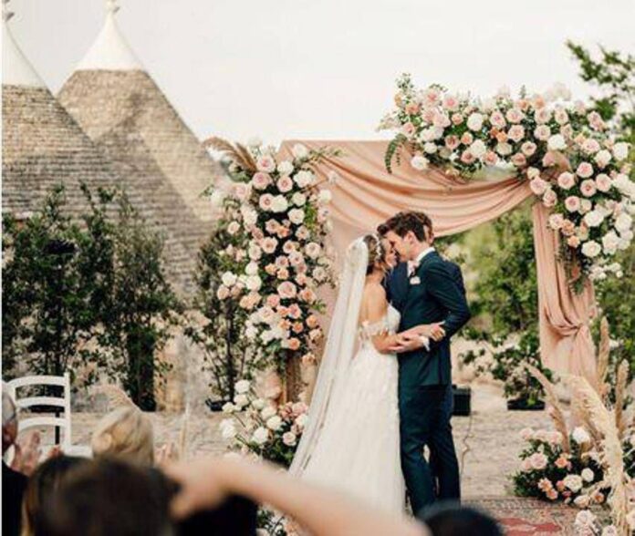 Destination wedding, dal castello al trullo, dal parco museale alla residenza storica, tutti i futuri sposi pazzi per l’Italia