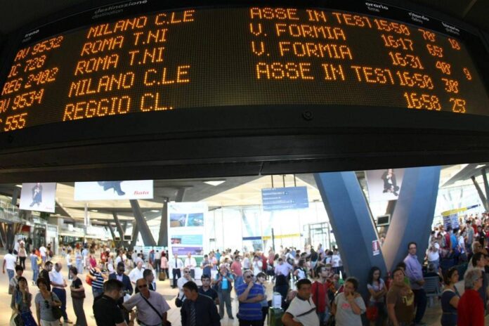 Disagi sull’Alta Velocità oggi, treni in ritardo fino a un’ora per inconveniente tecnico: cosa sappiamo