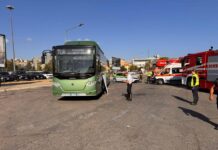 Dramma a Pescara, pullman travolge pedone nel terminal bus: morta una donna