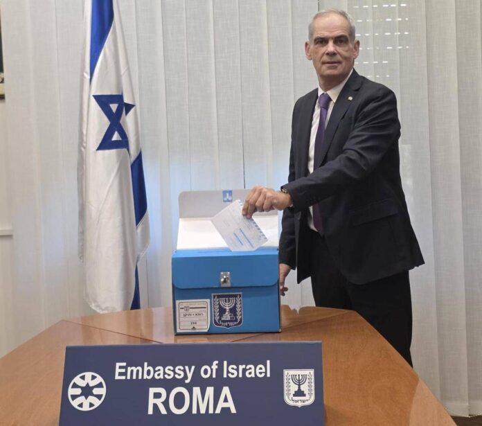 Elezioni Israele, ambasciatore in Italia Jonathan Peled: “Prevedo alta affluenza alle urne, probabile un testa a testa”