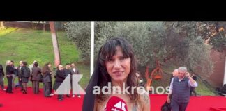 Elisa: “”Orgogliosa di chi scende in piazza per difendere diritti sacrosanti””