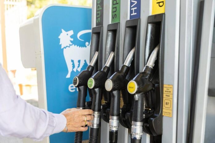 Eni estende il tetto al prezzo dei carburanti per tutto l’anno
