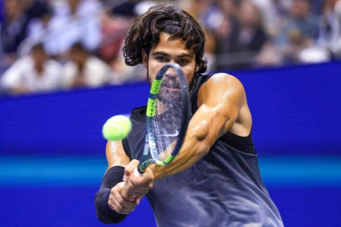 Esordio vincente per Alcaraz a Tokyo, Michelsen ko in tre set: affronterà Arnaldi al 2° turno
