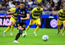 Fallo di Diego Carlos su Esposito, interviene il Var: giusto il rigore in Inter-Parma?