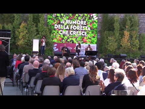 Festival Nazionale dell’Economia Civile: partecipazione femminile e premiazioni sul palco
