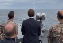 Francia, Macron assiste a lancio di prova missile intercontinentale da sottomarino nucleare