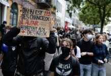 Francia, continua la protesta degli studenti: 600 arresti e 40 presidi feriti