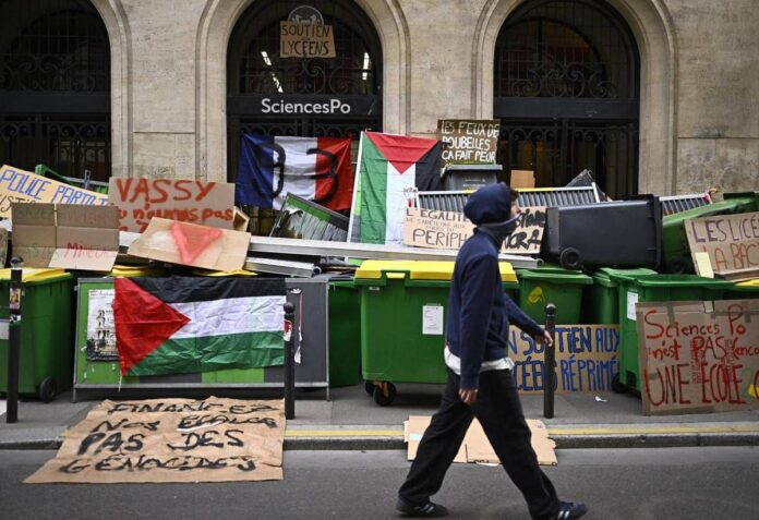 Francia, esplode la protesta dei liceali: oltre 200 feriti. Stop alle granate della polizia