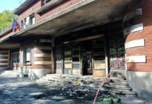 Francia, scuola ancora in tilt: 500 licei chiusi dopo protesta violenta