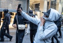 Guerriglia a Milano, chi sono i ragazzi della generazione Selfie: TikTok, rabbia e voglia di apparire