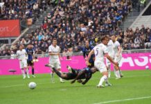 Inter-Fiorentina, Thuram atterrato in area di rigore, Mariani non concede il penalty. Cosa è successo