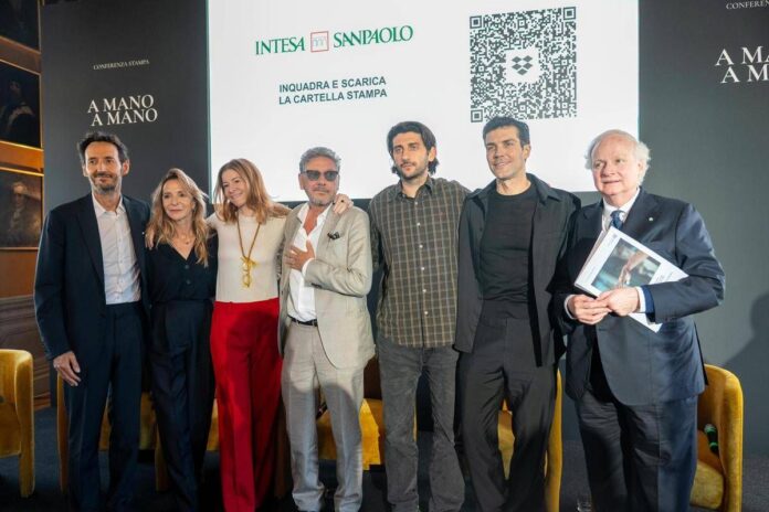 Intesa Sanpaolo, ‘A mano a mano’ la nuova campagna istituzionale con Sergio e Pietro Castellitto e la voce di Mina