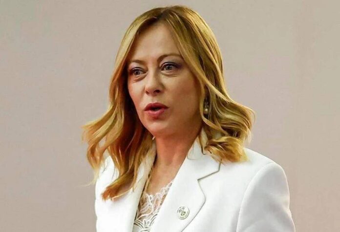 “Io sono Giorgia Meloni”, la premier registra suo marchio vocale all’ufficio europeo contro l’utilizzo fake