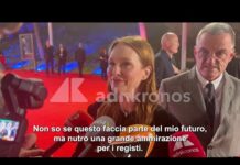 Julianne Moore: “”Quella volta che sul set non ho confessato di non saper guidare””