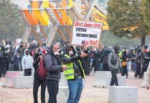 La Francia si prepara a nuova giornata di protesta, oltre 70mila agenti schierati e unità dell’elite: “Alto livello di minaccia”