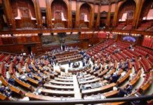 Legge elettorale, ultimo atto alla Camera: oggi voto finale tra vedette, catafalco e pronostici