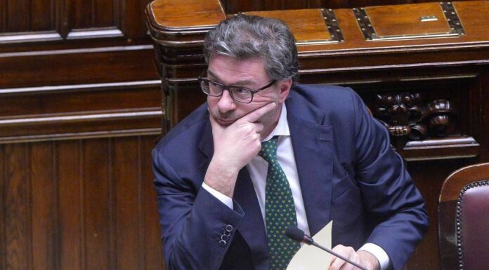 Manovra, rischio iter al cardiopalma in Parlamento: malumori delle opposizioni