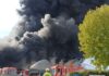 Incendio a Malo, attivato il Coc a Vicenza: nuove precauzioni per cittadini e animali incendio a malo