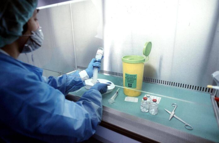 Melanoma, nuova pillola ‘spoglia’ il tumore avanzato e rallenta la crescita