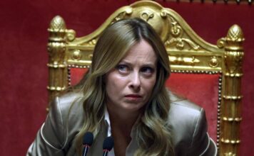 Meloni al Pd: “Non sono arrivata dove sono con carezze e moine, da sinistra misoginia”