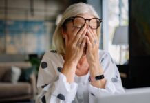 Menopausa, l’indagine: “Cade il tabù ma una donna su 3 nasconde i sintomi”