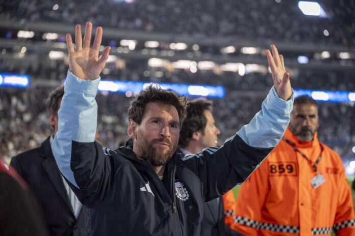 Messi, lacrime e gol nell’ultima partita con l’Argentina: “Non tornare più sarà grande dolore”