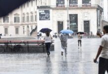 Meteo, piogge e maltempo nel weekend: si abbassano le temperature