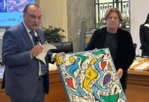 Mihajlović nel ‘cuore’ di tutti, premio alla memoria e opera d’arte di Benito Macerata