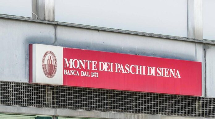 Mps, dal cda no al rilancio di Intesa: “Premio resta inferiore alla media”