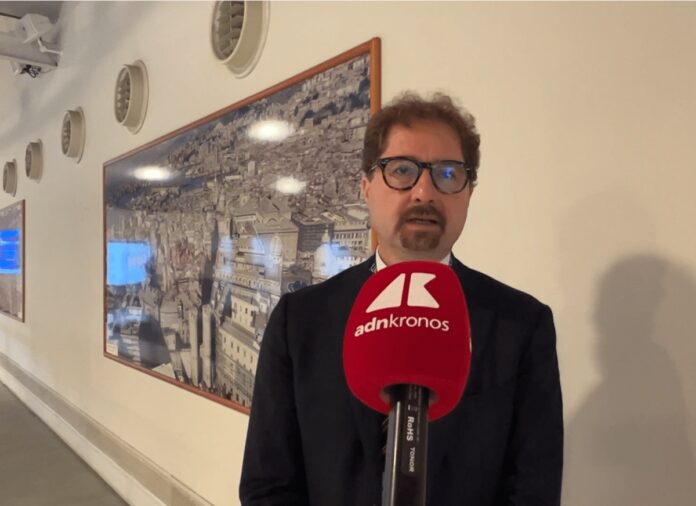 Pievani (UniMi): “Con patogeni giocare d’anticipo e ridurre capacità diffusione”