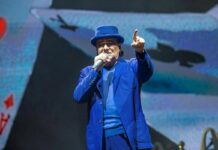Renato Zero compie gli anni, l’annuncio di un nuovo progetto: “Mi sono regalato un’altra perla”