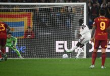 Roma-Cagliari, mano di Pisilli e calcio di rigore per i sardi