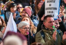 Scuola, sciopero nazionale venerdì 16 ottobre: docenti e dirigenti in piazza