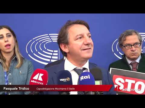 Tridico (M5S), “Tassare extraprofitti petrolio per creare credito d’imposta su carburante”