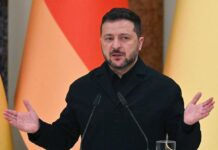 Ucraina, il sondaggio: testa a testa Zelensky-Zaluzhny in caso di elezioni