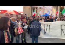 “”Vi remigreremo tutti””, tensione alla manifestazione dei giovani di centrodestra a Milano – Video