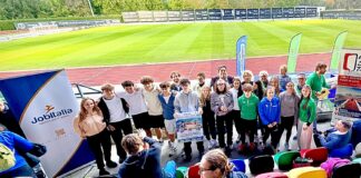 Atletica alla Terza ad Arzignano, il liceo Da Vinci vince tra sport, inglese e lavoro Atletica alla Terza, studenti e organizzatori allo stadio Dal Molin di Arzignano