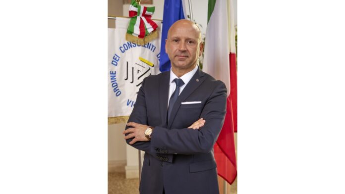 Andrea Fracasso, Ordine consulenti del lavoro di Vicenza Corso universitario per consulenti del lavoro, Andrea Fracasso presidente dell'Ordine di Vicenza