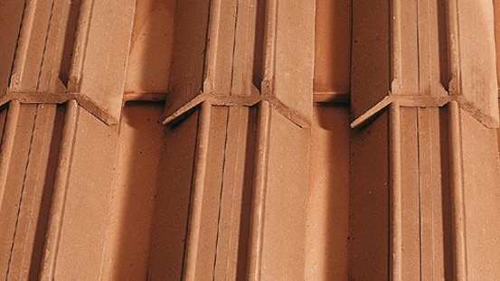 Tegole verdi Cotto Possagno, dettaglio di elementi in terracotta