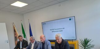 Rifiuti Etra, dal 2027 sconti in bolletta a chi riduce il secco residuo conferito Sconti Etra sul rifiuto secco, presentazione del nuovo sistema premiale